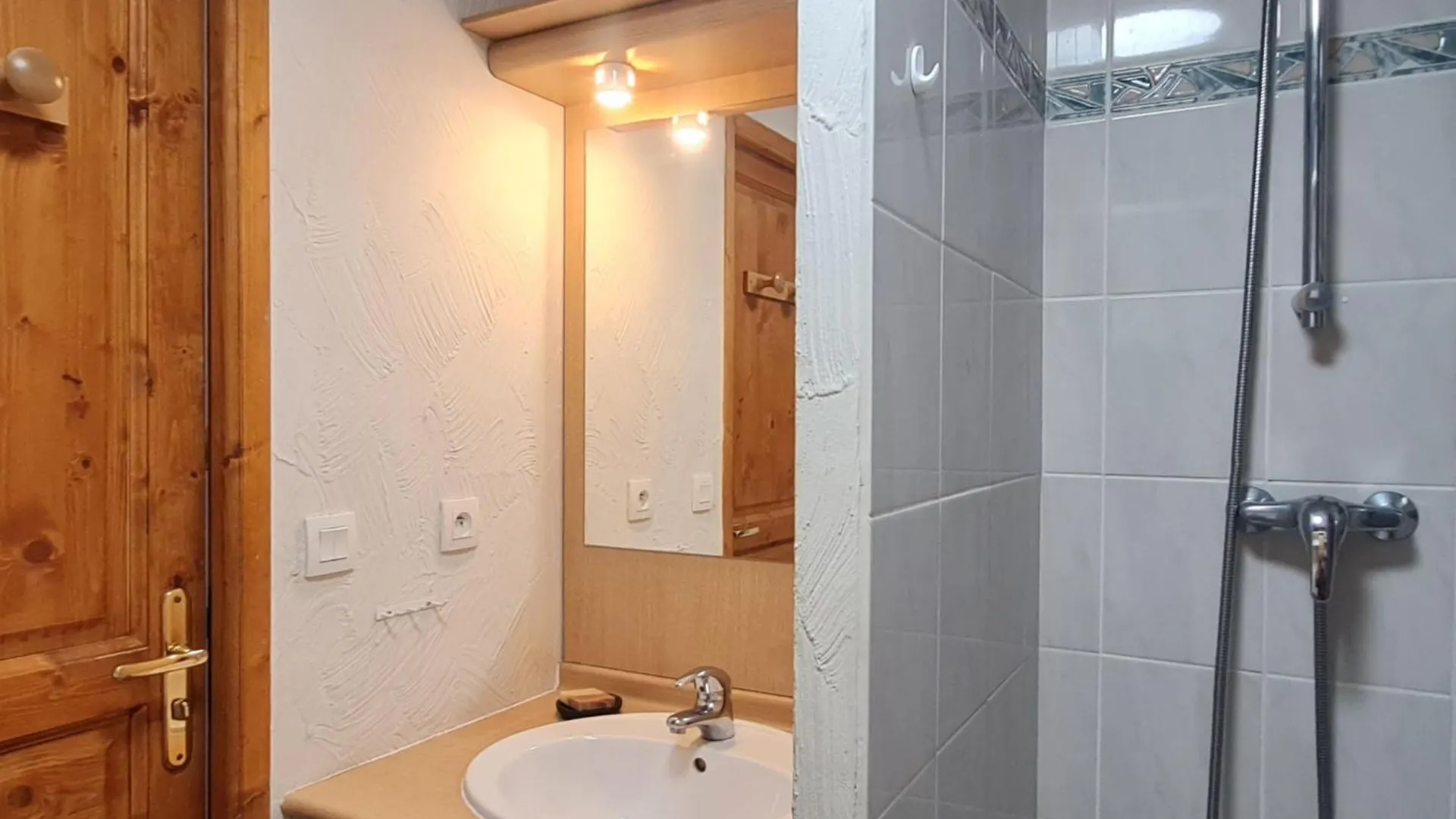 Apartment Chalets D'Or A By Interhome Les Deux Alpes